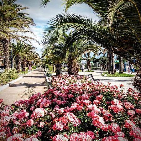 Petit Hotel San Benedetto del Tronto Esterno foto