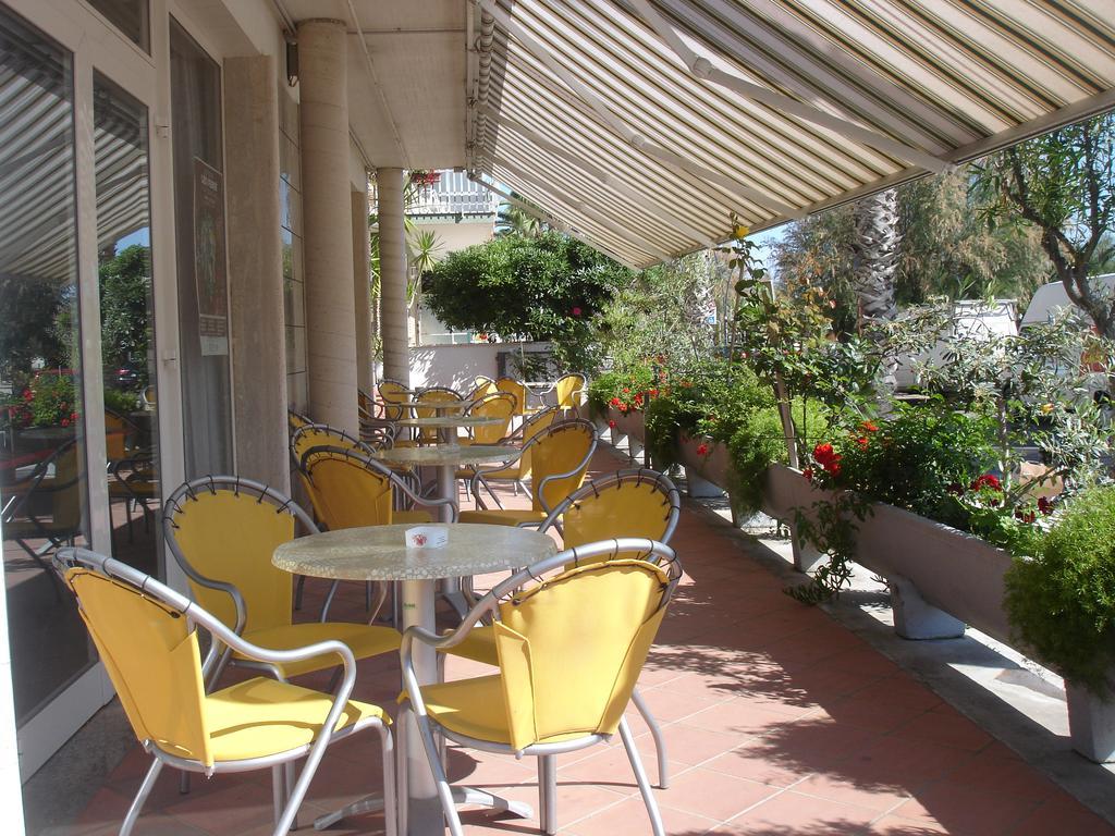 Petit Hotel San Benedetto del Tronto Esterno foto