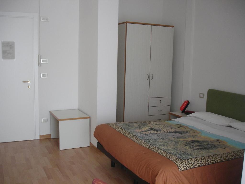 Petit Hotel San Benedetto del Tronto Camera foto