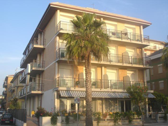 Petit Hotel San Benedetto del Tronto Esterno foto