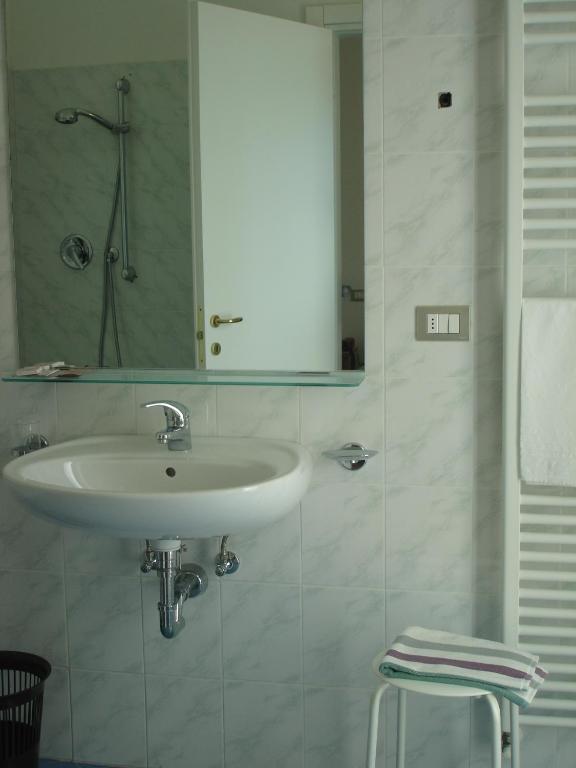Petit Hotel San Benedetto del Tronto Camera foto
