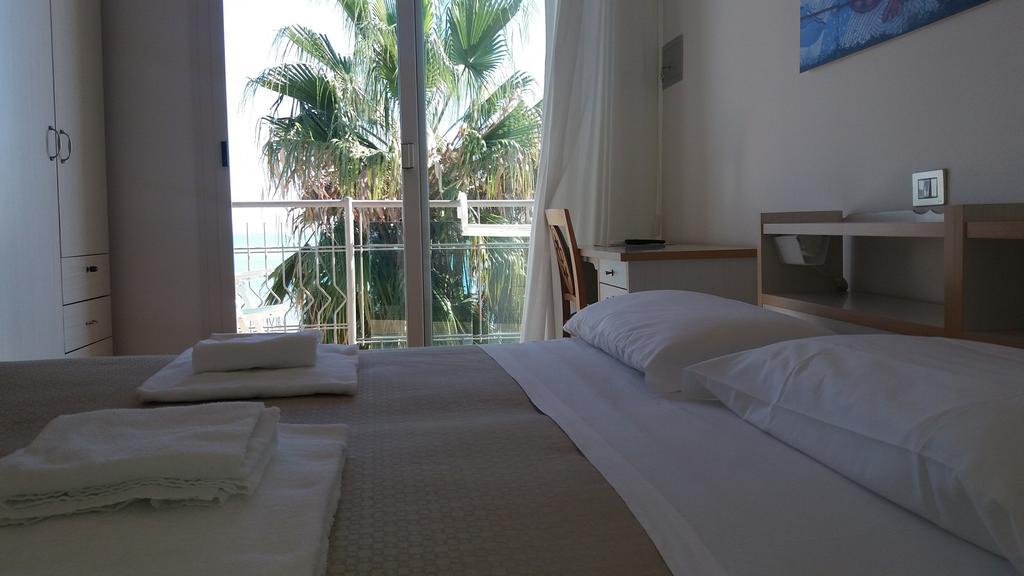 Petit Hotel San Benedetto del Tronto Esterno foto
