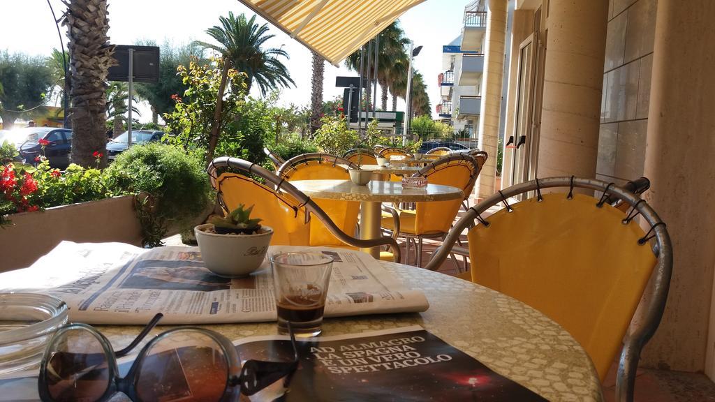 Petit Hotel San Benedetto del Tronto Esterno foto